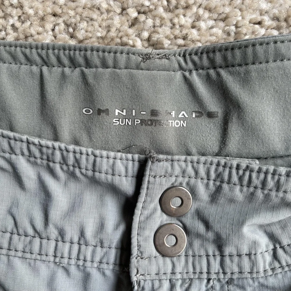 Columbia cargo shorts
